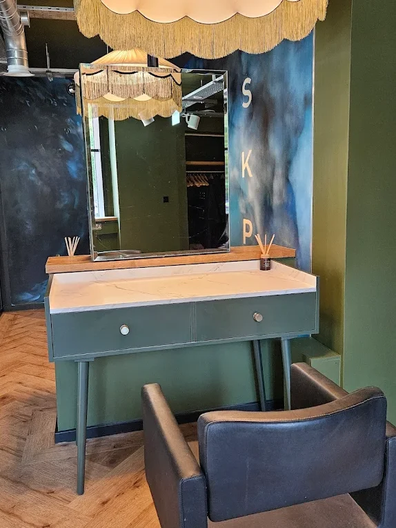 consultation desk in david rozman hair salon in manchester